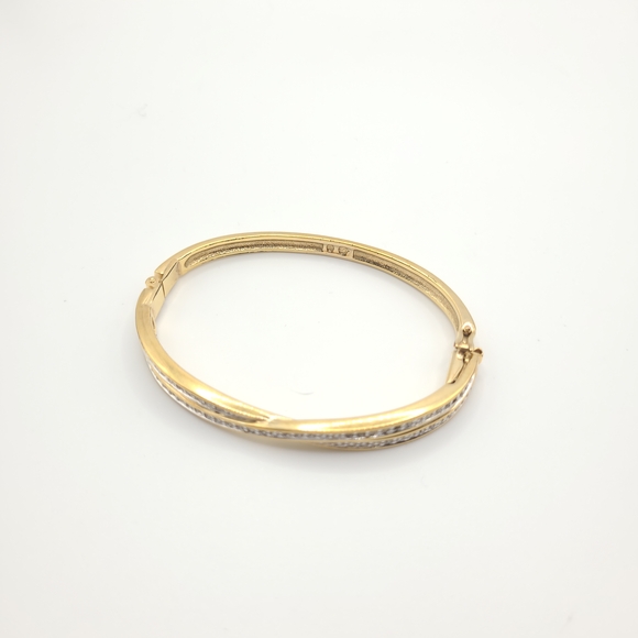 Swarovski Crystal Gold Bangel Bracelet with Clasp - Picture 7 of 8